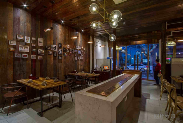 南昌餐飲店面裝修公司應考慮哪些因素？